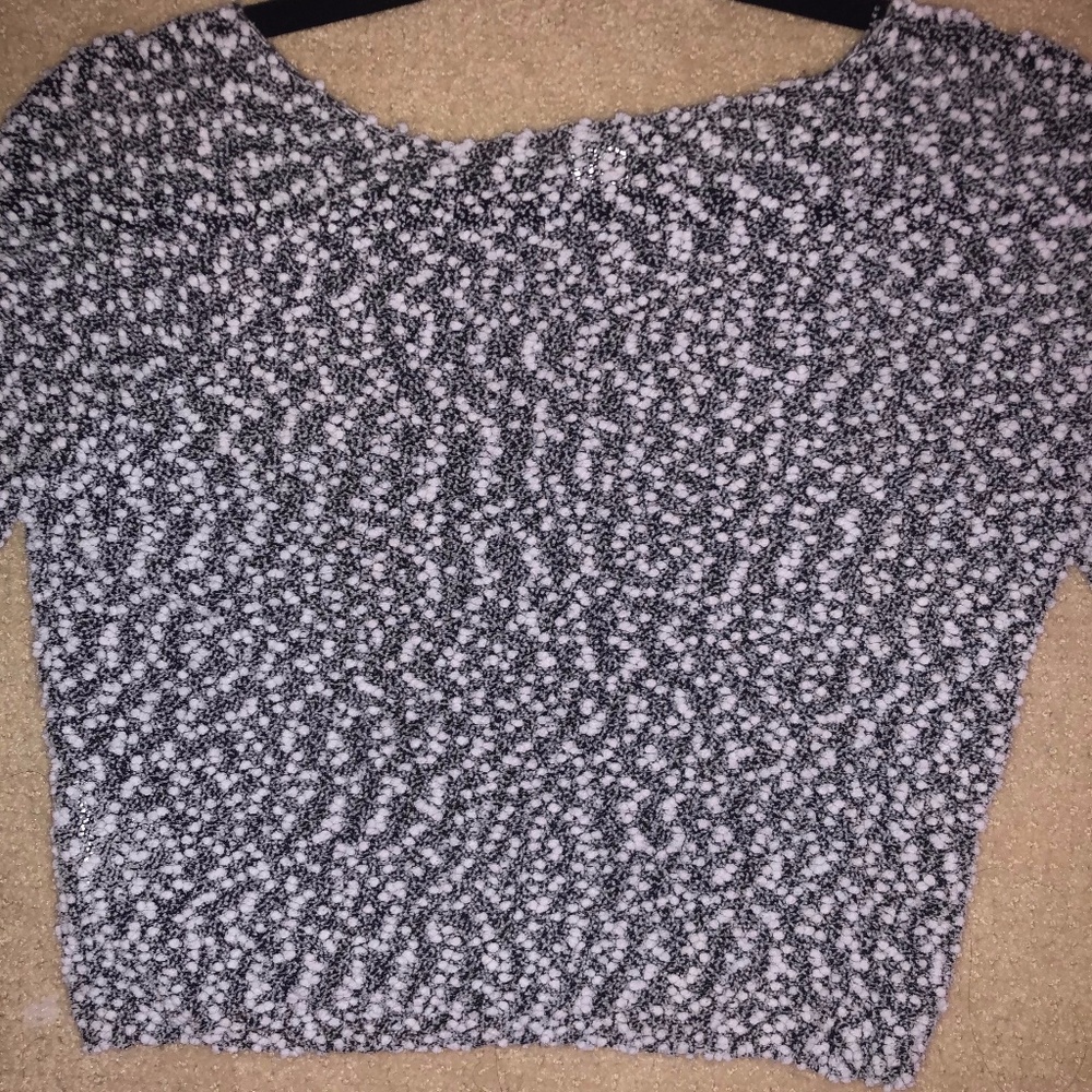 Black and white cropped sweater